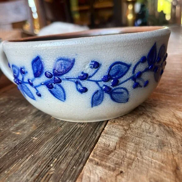 Vintage 2 Chowder Bowls Salmon Falls Stoneware Salt Glaze Pottery Blueberry Vine - Picture 3 of 8